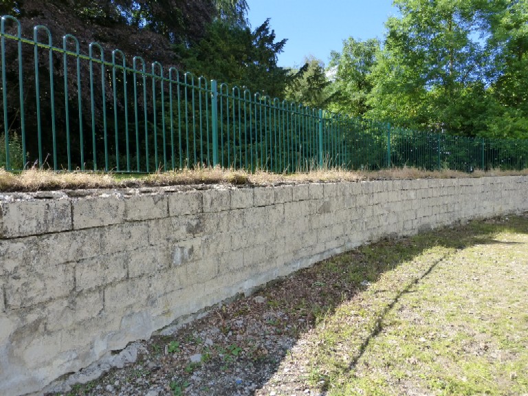 Basin wall 3