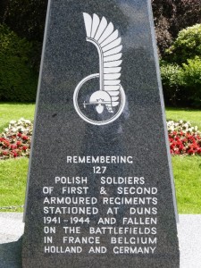 Duns memorial inscription 1981